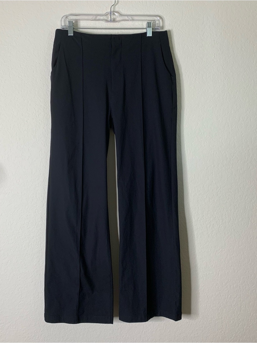 Vuori Womens black meta wide leg trousers L VW4035